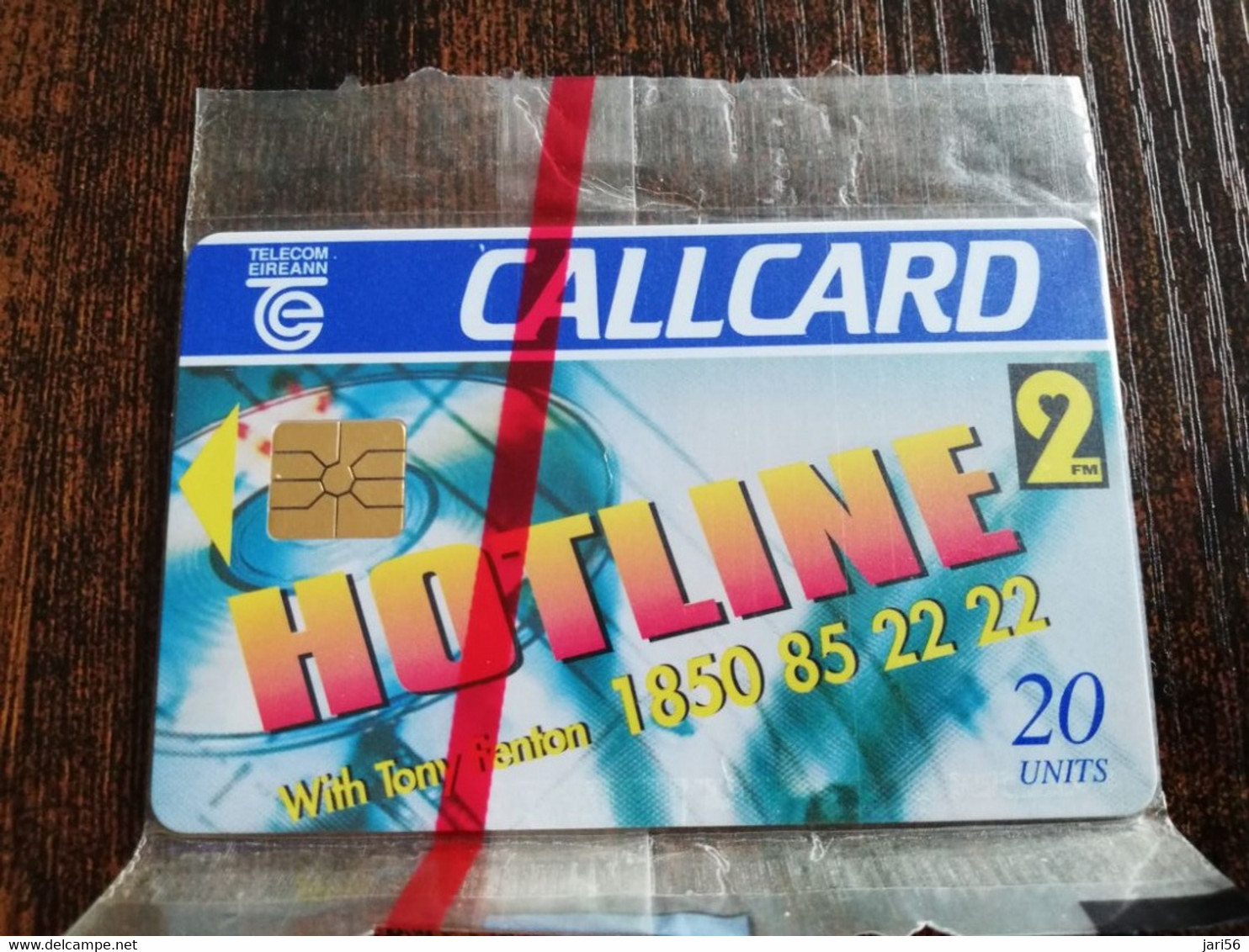 IRELAND /IERLANDE   CHIPCARD 20  UNITS   HOTLINE   MINT CARD IN WRAPPER   ** 4383** - Ireland