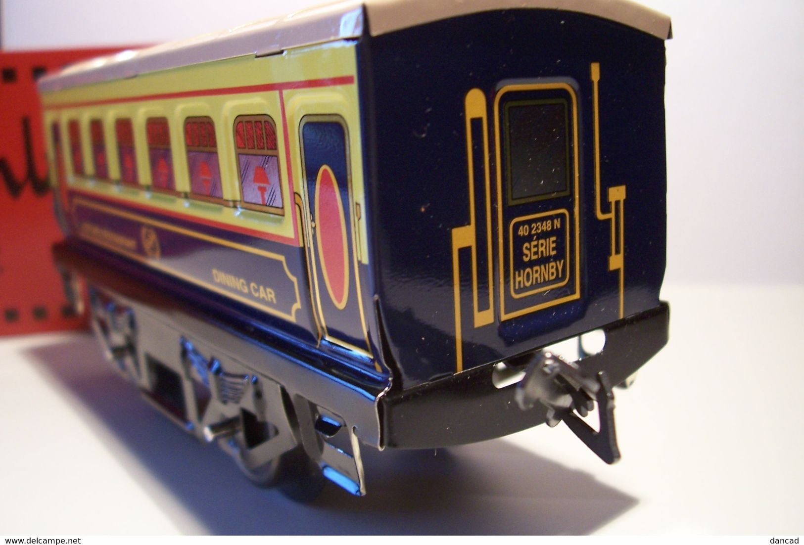 TRAIN - S.N.C.F.  - SERIE  HORNBY -VOITURE RESTAURANT - HACHETTE - ( Fabriquée En France ) - Neuve - Voitures Voyageurs