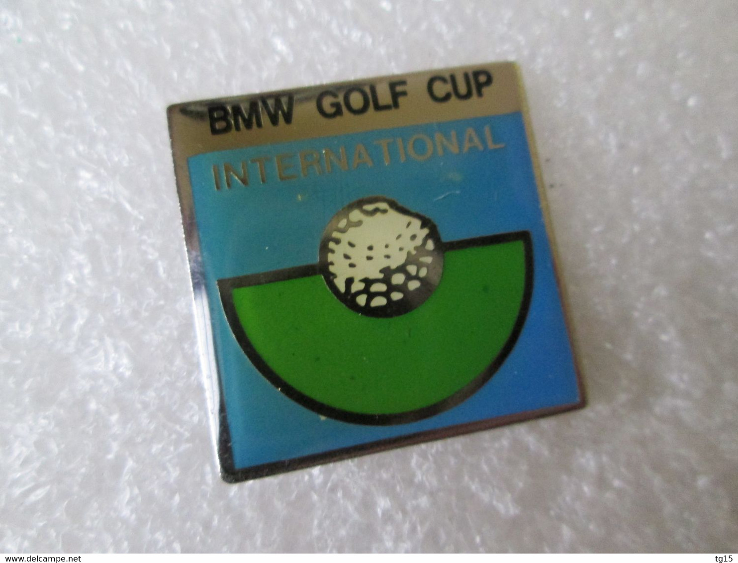 PIN'S    BMW  GOLF  CUP - BMW