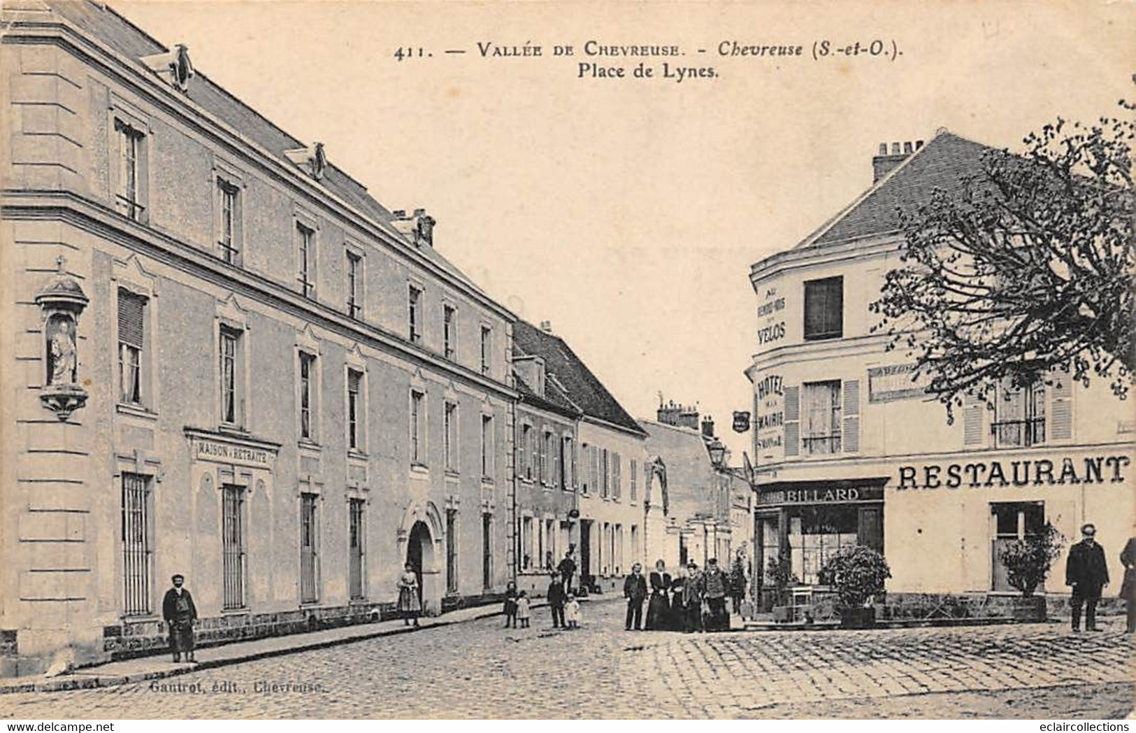 Chevreuse      78           Place De Lynes        (voir Scan) - Chevreuse