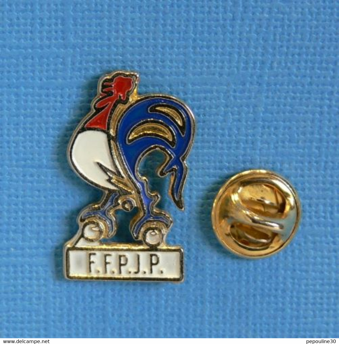 1 PIN'S //  ** COQ SPORTIF F.F.P.J.P. / FÉDÉRATION FRANÇAISE DE PÉTANQUE ET JEU PROVENÇAL ** - Pétanque