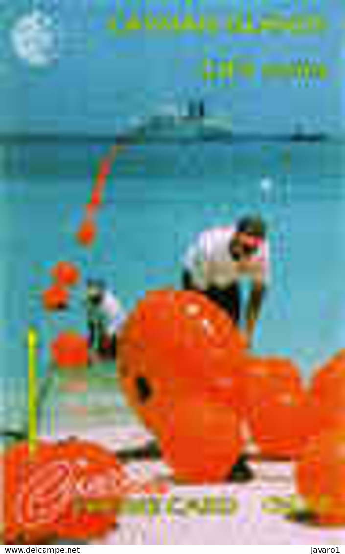 CAYMAN : 131B CI$10 Men + Red Buoys USED - Cayman Islands