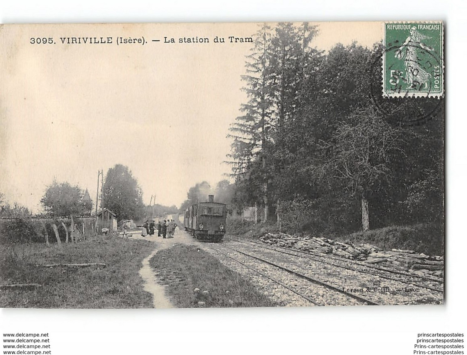 CPA 38 Viriville La Gare Station Le Tramway Ligne De Lyon St Marcellin - Viriville
