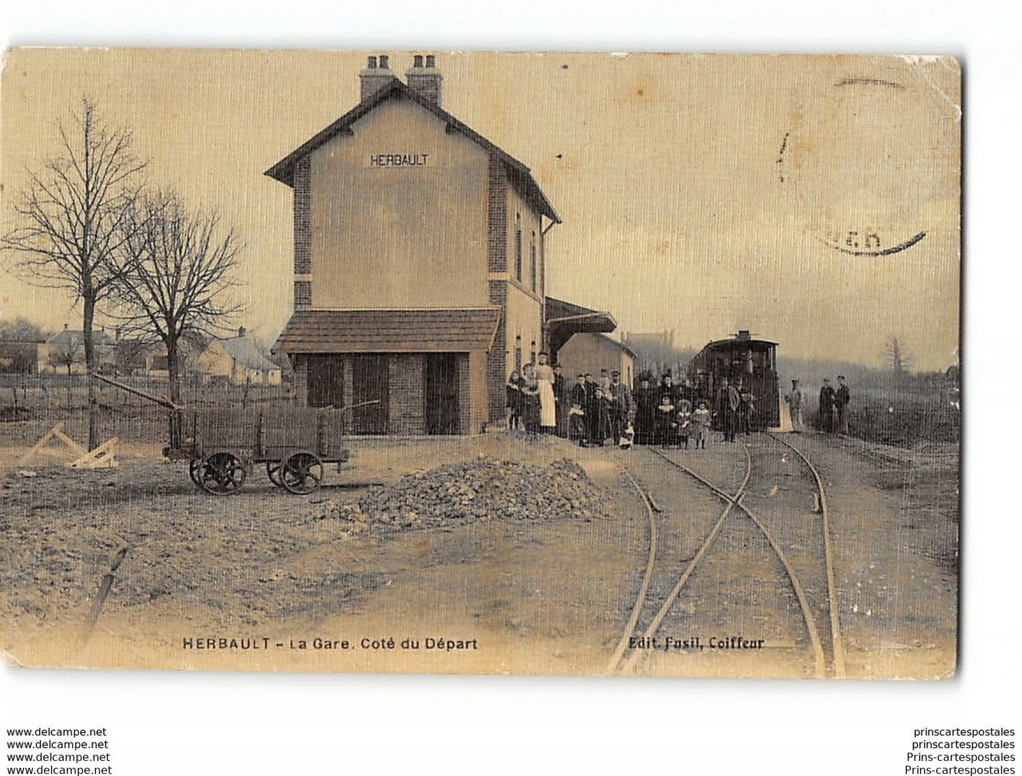 CPA 41 Herbault La Gare Et Le Train Tramway - Herbault