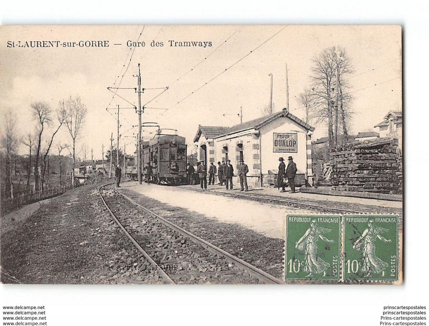 CPA 87 St Saint Laurent Sur Gorre La Gare Et Le Tramway - Saint Laurent Sur Gorre