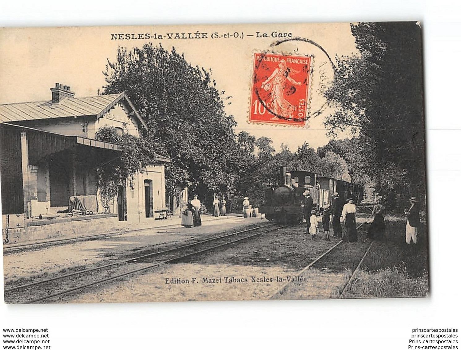 CPA 95 Nesles La Vallée La Gare Et Le Train Tramway - Nesles-la-Vallée