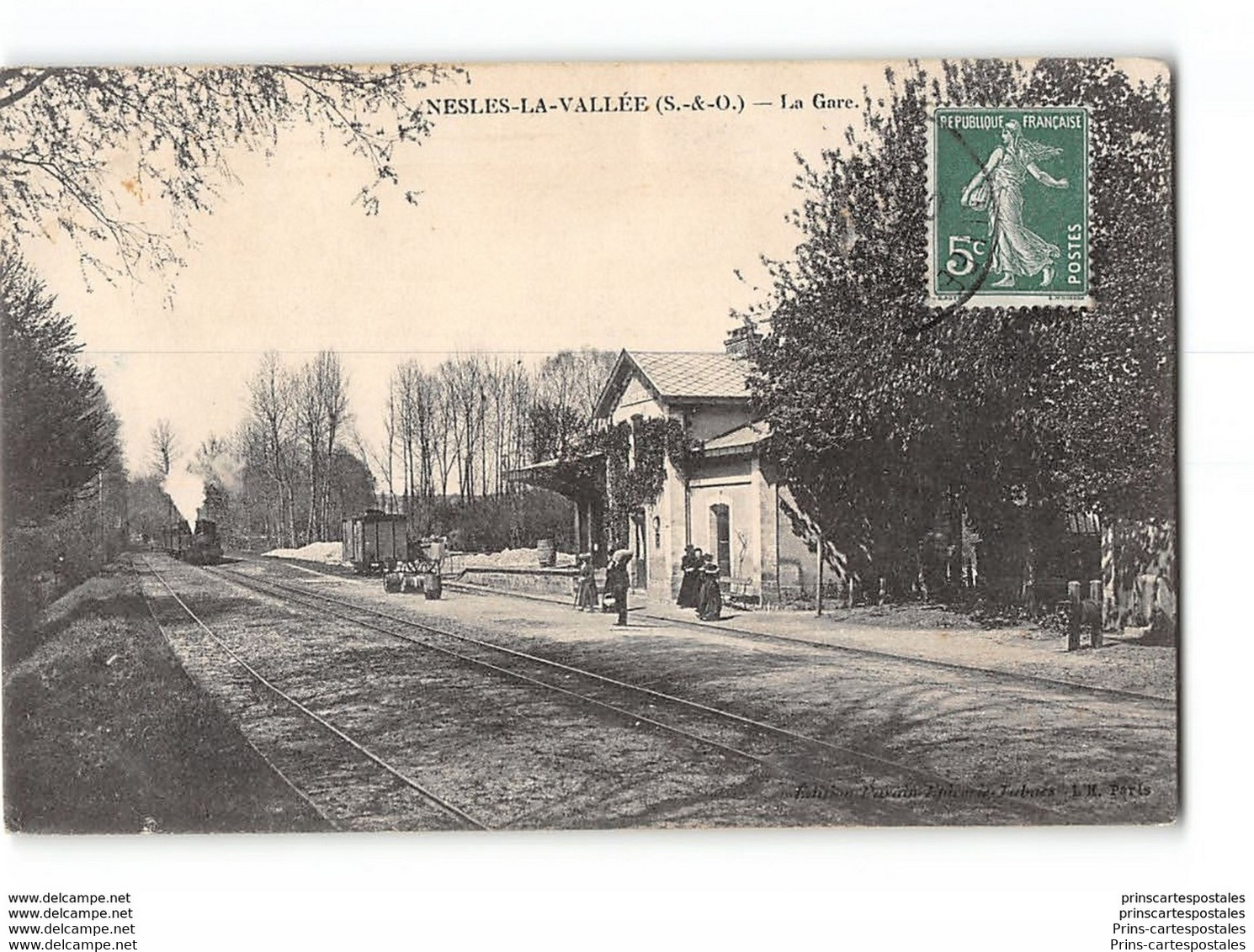 CPA 95 Nesles La Vallée La Gare Et Le Train Tramway - Nesles-la-Vallée