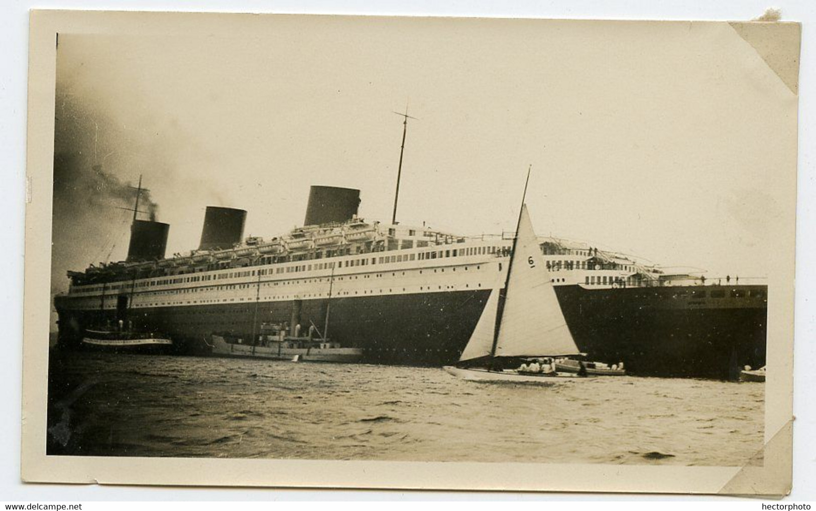 Snapshot Rare Superbe 30s LE NORMANDIE Paquebot Mer Ocean 1 Bateau Boat Croisière Voile Smoke Cheminée - Boats