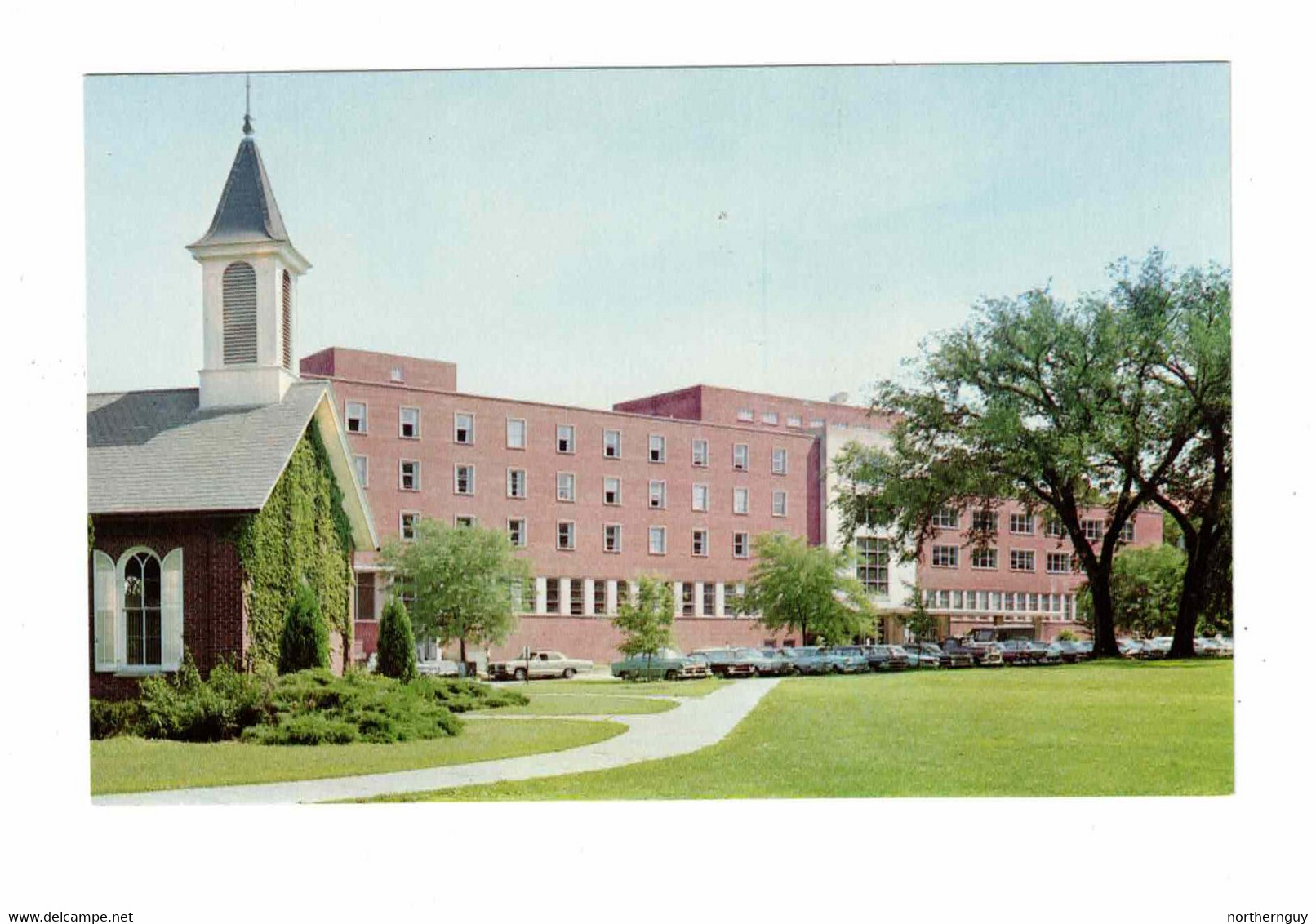 IOWA CITY, Iowa, USA, Iowa Memorial Union At State Unviversity Of Iowa, Old Chrome Postcard - Virginia Beach