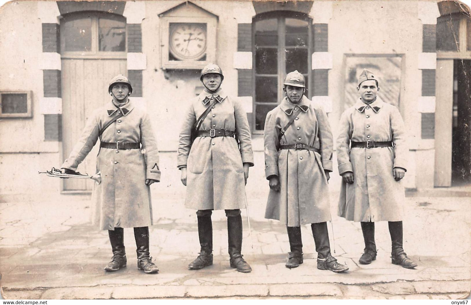 Carte Postale Photo Militaire Français-Souvenir Du 7 ème ?  Régiment - Regimenten