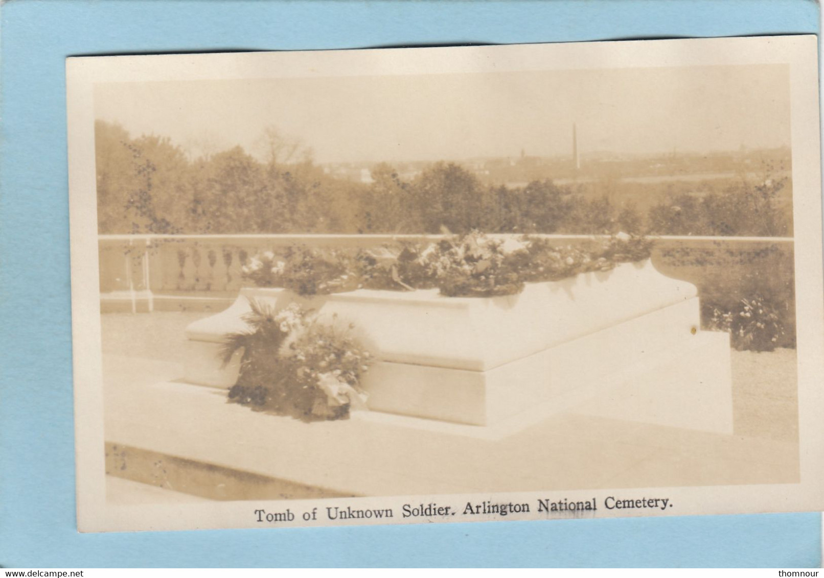 ARLINGTON NATIONAL CEMETERY -  3 CARDS  - TOMB OF UNKNOWN SOLDIER  (2 ) -  MEMORIAL AMPHITHEATER - - Arlington