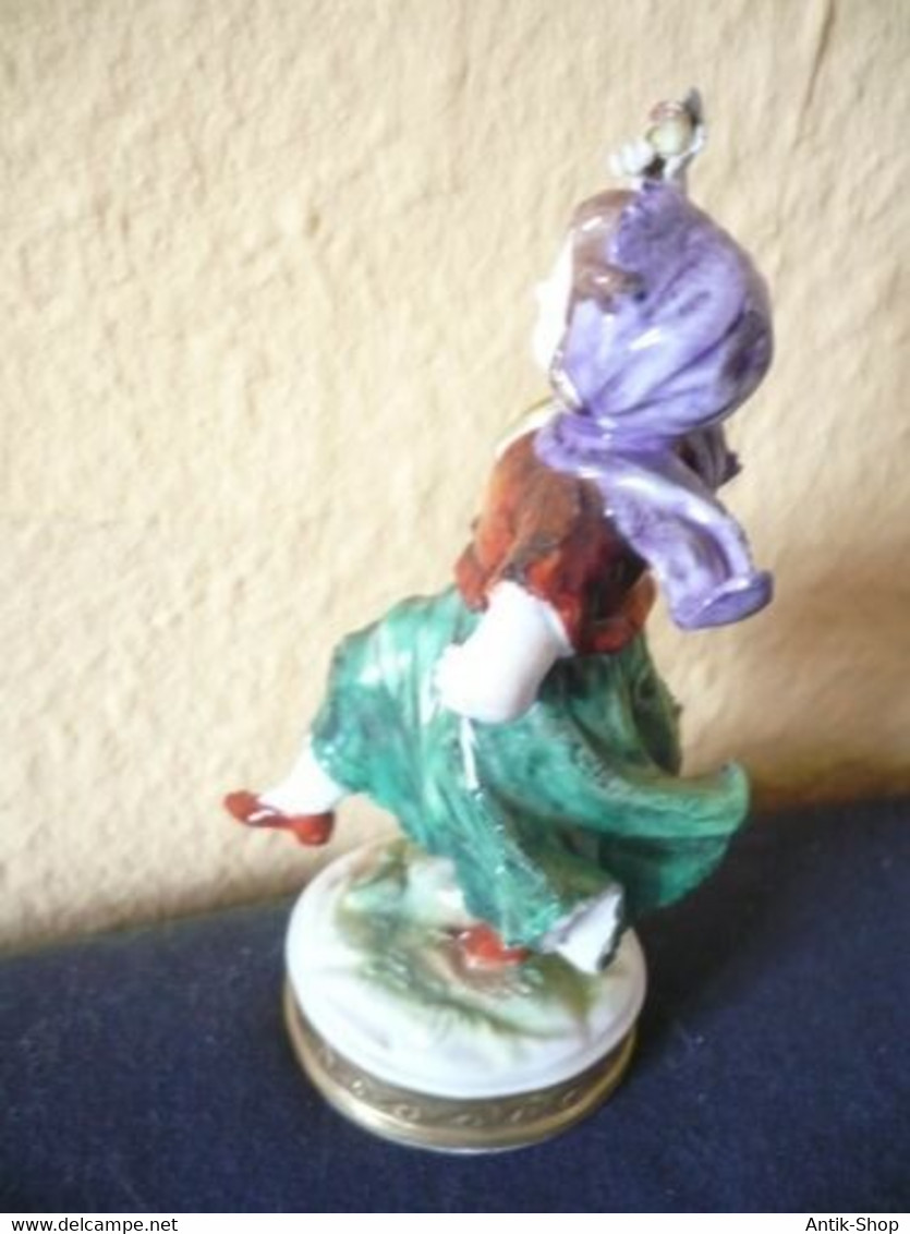 Porzellanfigur - Schönes Tanzendes Mädchen  - Älteste Volkstedt Porzellanmanufaktur (874) Preis Reduziert - Andere & Zonder Classificatie