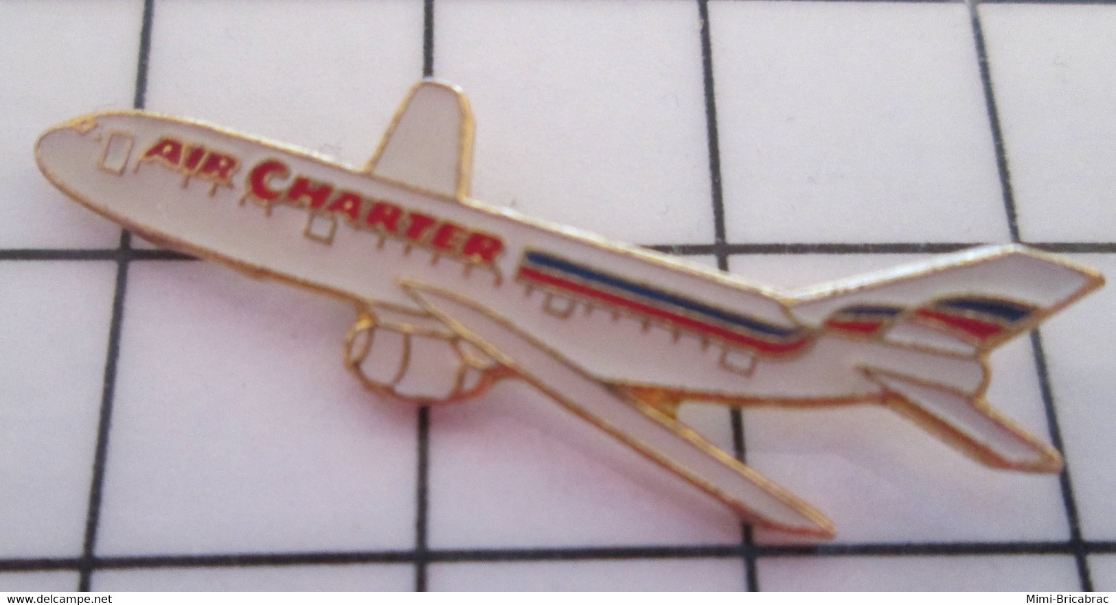 616c Pins Pin's / Rare & Belle Qualité THEME AVIATION / AVION COMMERCIAL AIR CHARTER - Avions