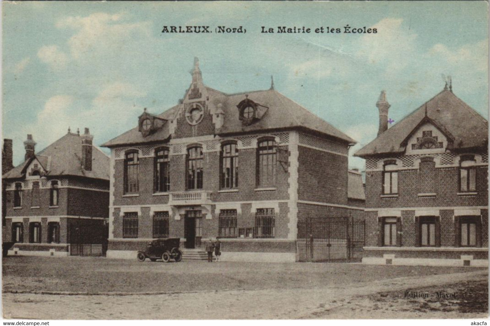 CPA Arleux - La Mairie Et Les Écoles (137099) - Arleux