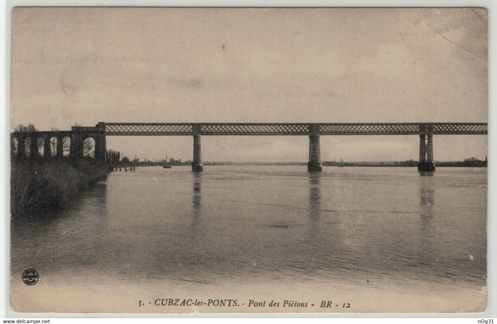 33 - CUBZAC-les-PONTS - Pont Des Piétons. - Cubzac-les-Ponts