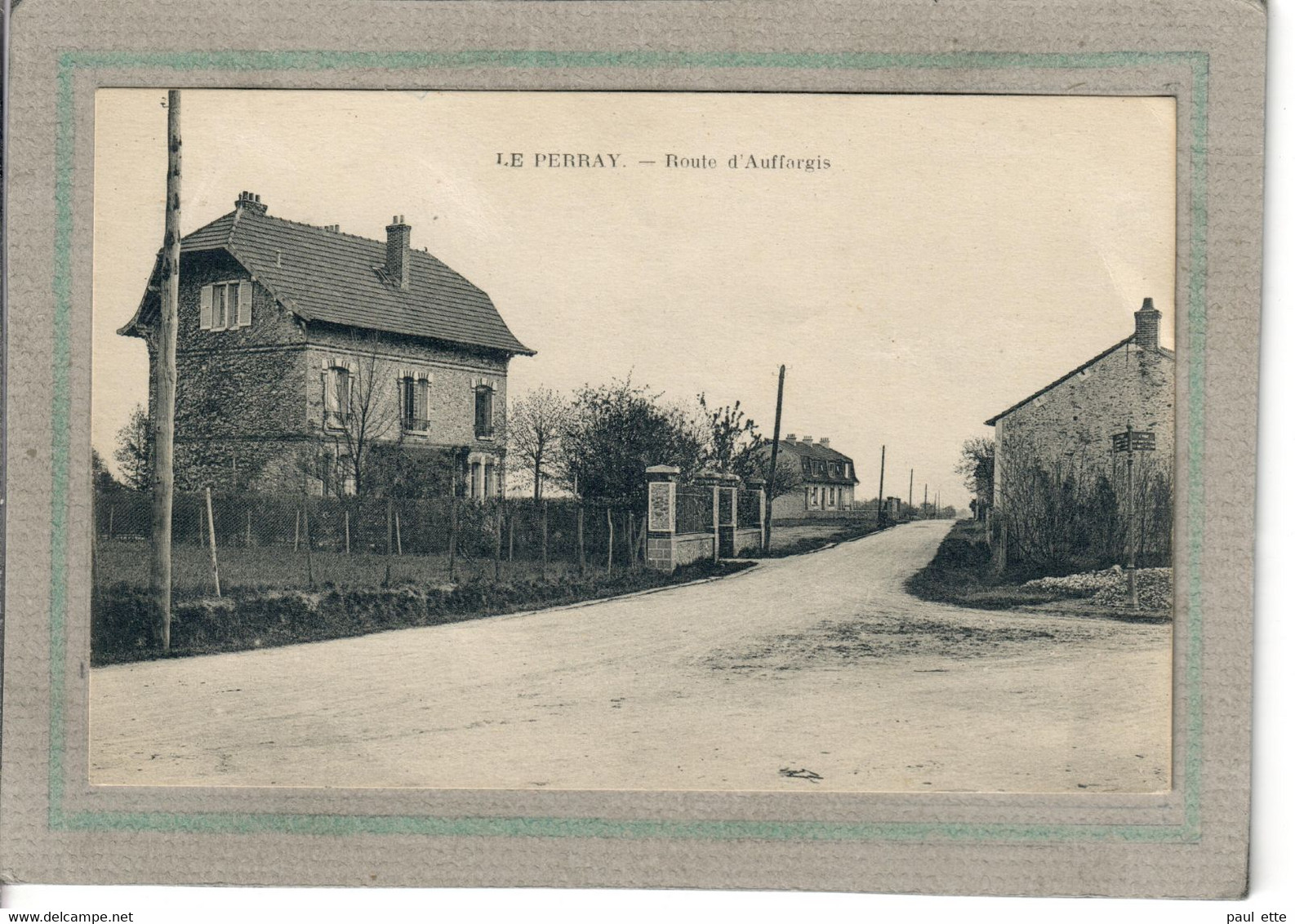 CPA - (78) Le PERRAY - Aspect De L'entrée Du Bourg Par La Route D'Auffargis Dans Les Années 20 - Le Perray En Yvelines