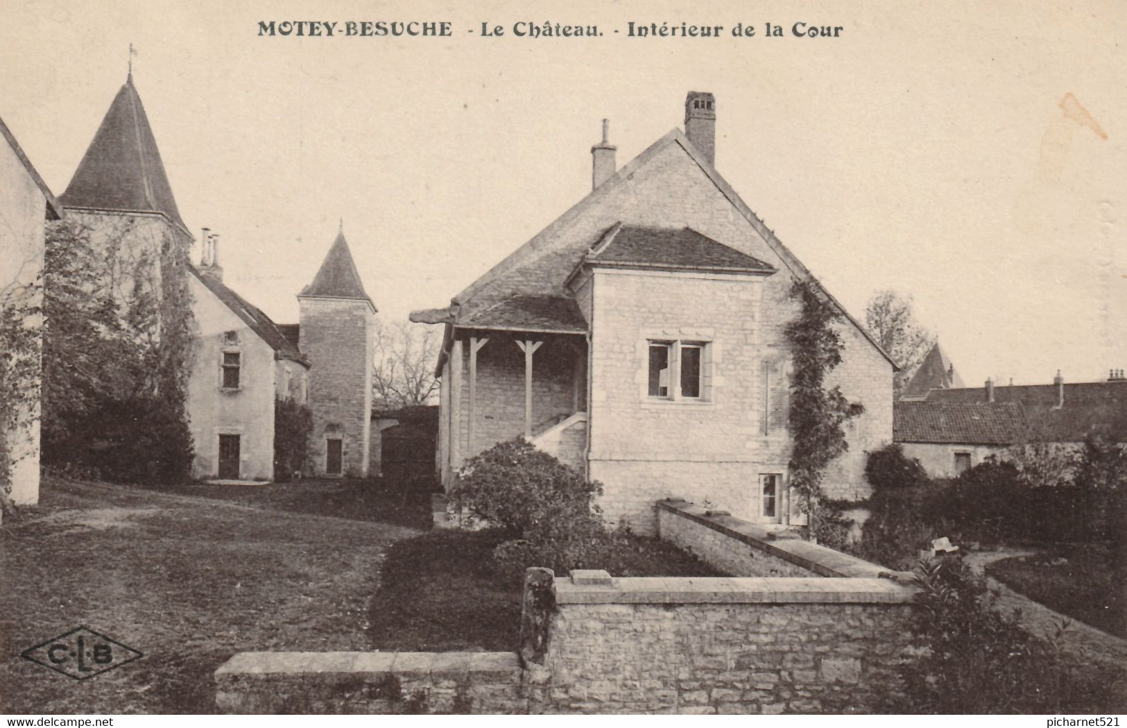 MOTEY-BESUCHE (Haute-Saône) - Le Chateau - Intérieur De La Cour. - Other & Unclassified