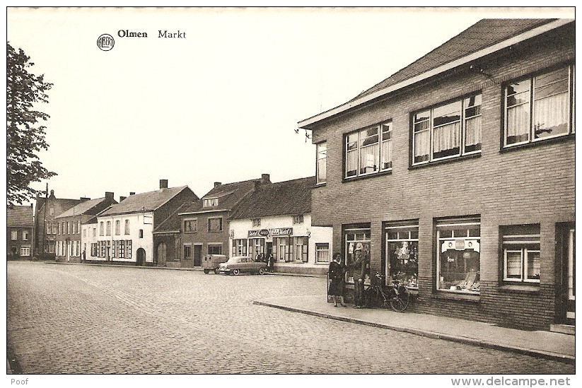 Olmen : Markt Met Café En Winkel - Balen