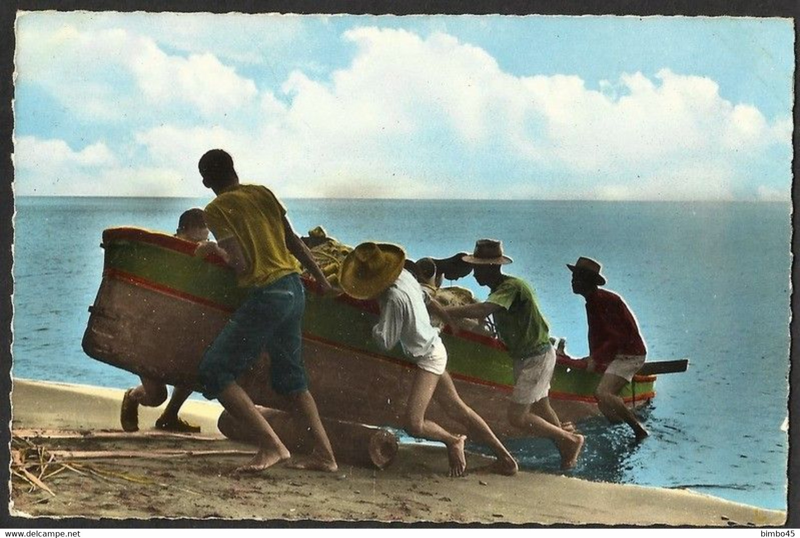 CPA MARTINIQUE --Rentree De Peche Au Soleil Couchant./  Bringing In The Day's Catch At Sunset. - Fort De France