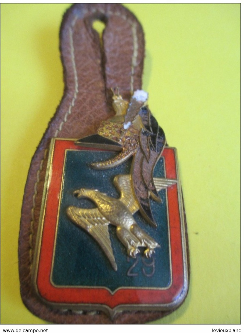 Dragon/ Pucelle/ Aigle Et Casque à Plumet/ 29éme / Avec Cuir / /Vers 1930-1950 ? MED69bis - Altri & Non Classificati