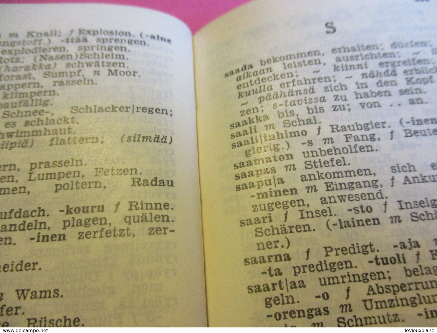 Petit dictionnaire /Suomalais-Saksalainen/PIENOIS-SANAKIRJA/Finnisch-Deursches-Wörterbuch/Helsinki/ 1950    DIC8bis