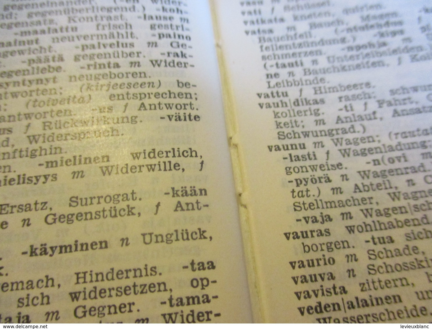 Petit dictionnaire /Suomalais-Saksalainen/PIENOIS-SANAKIRJA/Finnisch-Deursches-Wörterbuch/Helsinki/ 1950    DIC8bis