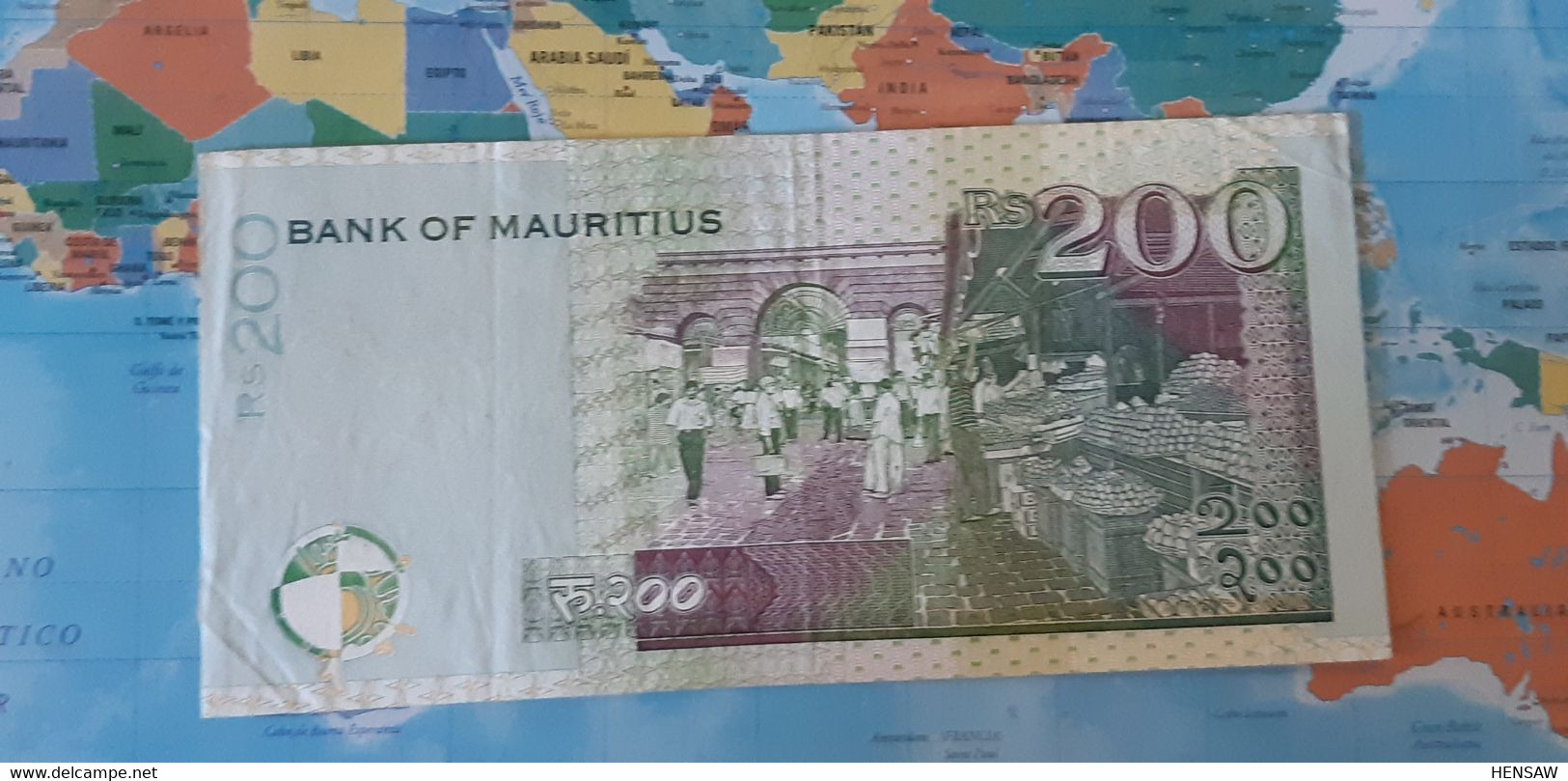 MAURITIUS 200 RUPEES 2001 P 52b USED - Mauricio