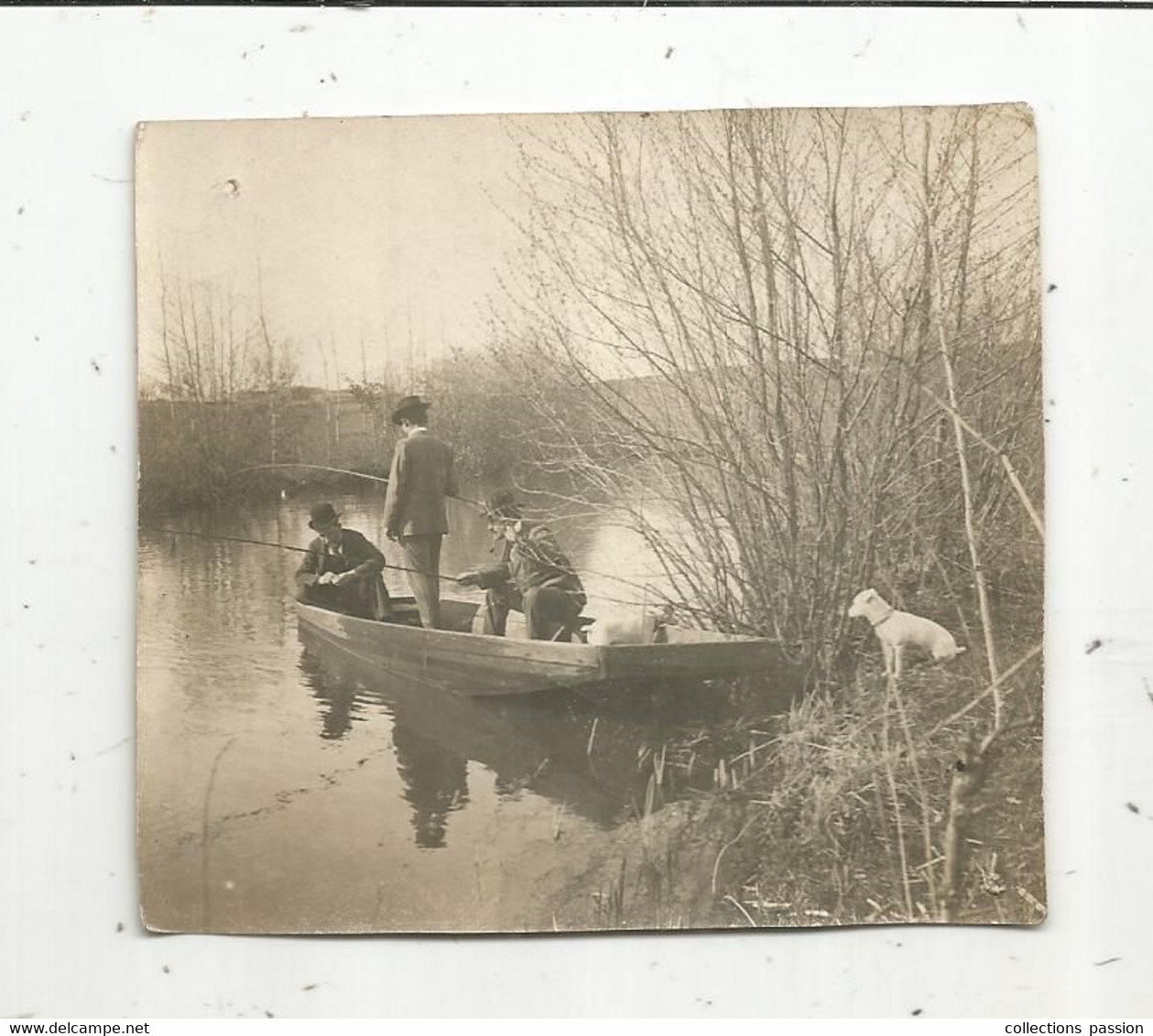 Photographie , 80 X 75 Mm , Sports , Pêche En Barque - Sport