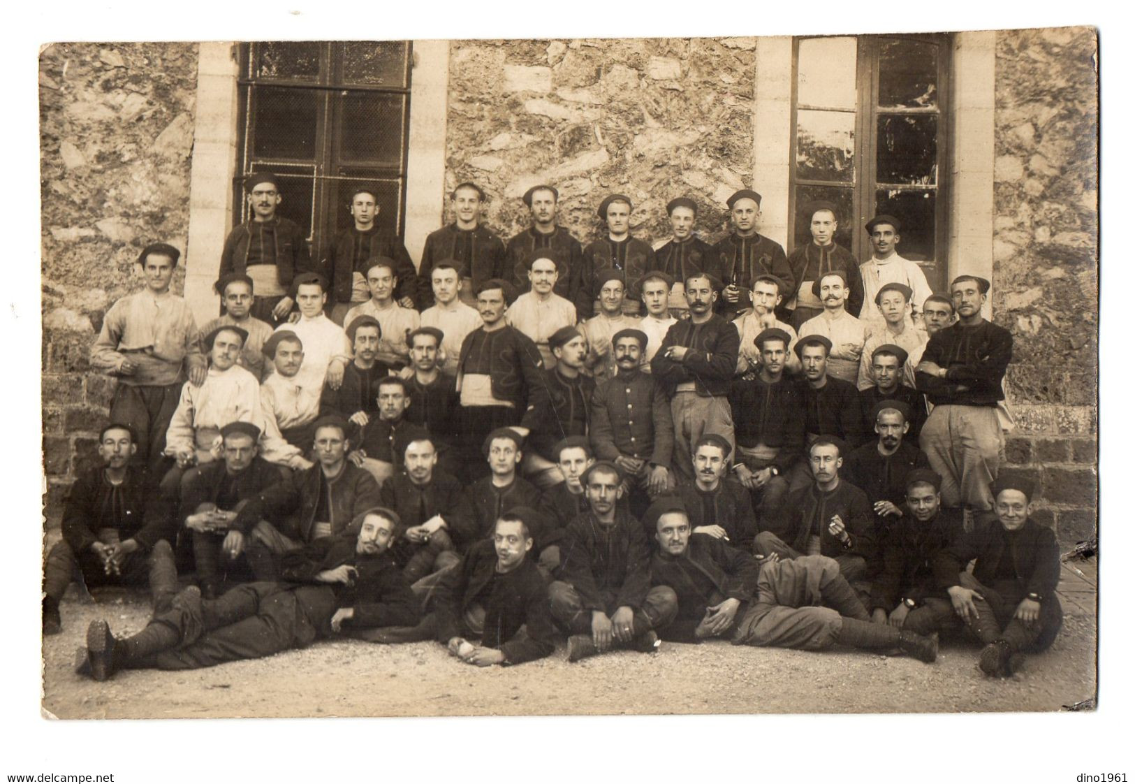 CPA 3033 - MILITARIA - Carte Photo Militaire - Un Groupe De Zouaves - Personnages