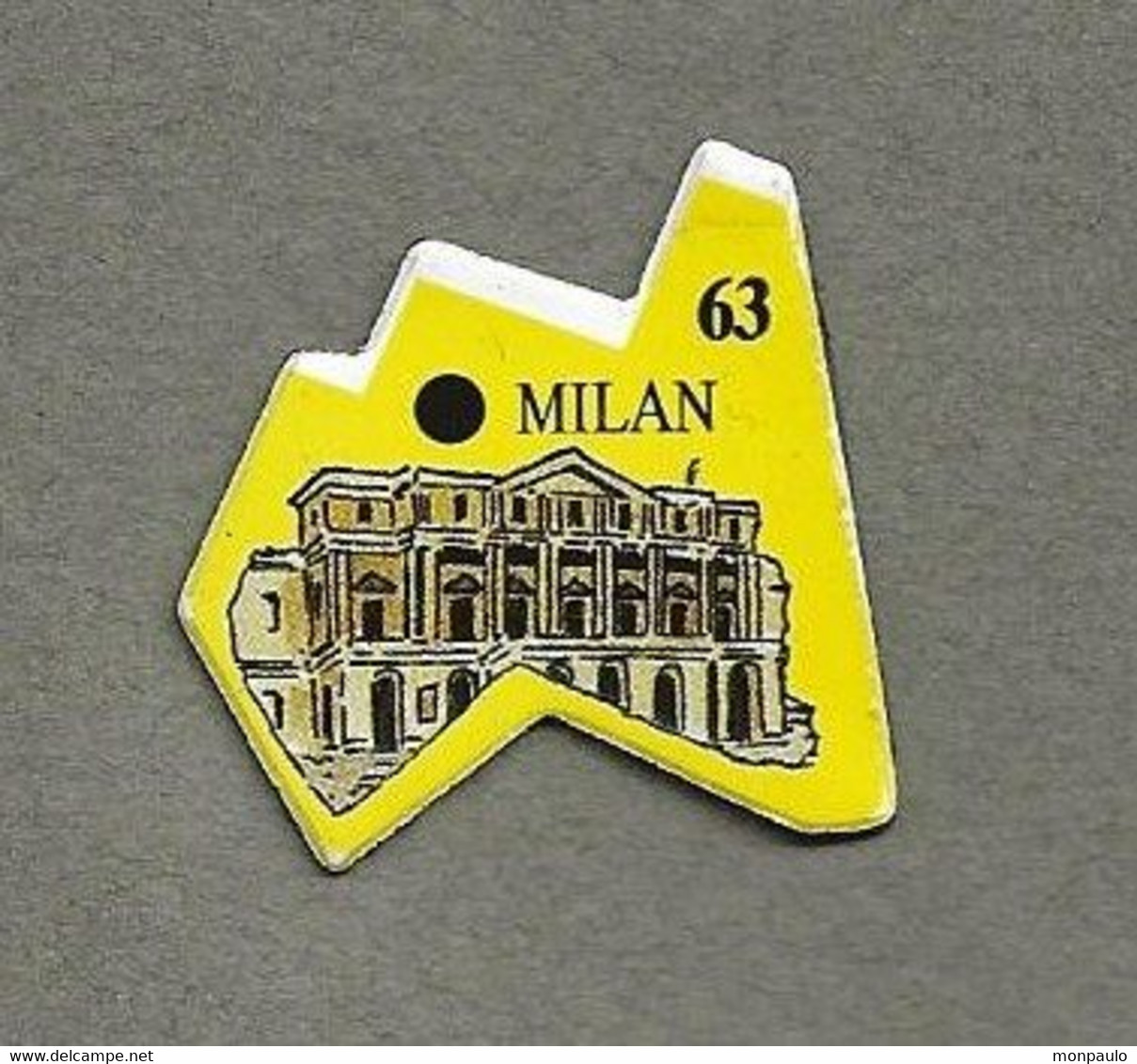 Magnets. Magnet "Le Gaulois" Europe. Italie. Milan (63) - Reclame