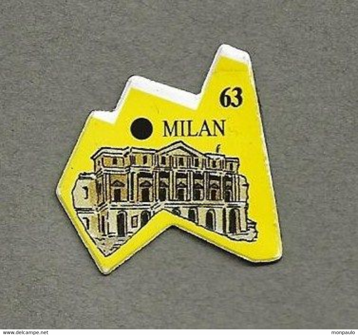 Magnets. Magnet "Le Gaulois" Europe. Italie. Milan (63) - Publicitaires