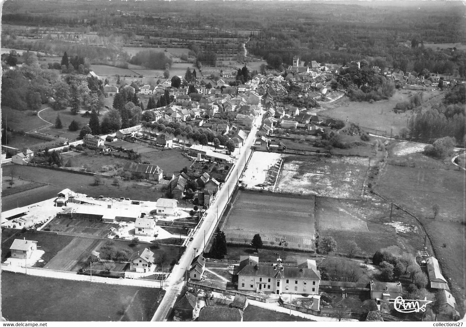 38-MORESTEL-VUE PANORAMIQUE AERIENNE - Morestel