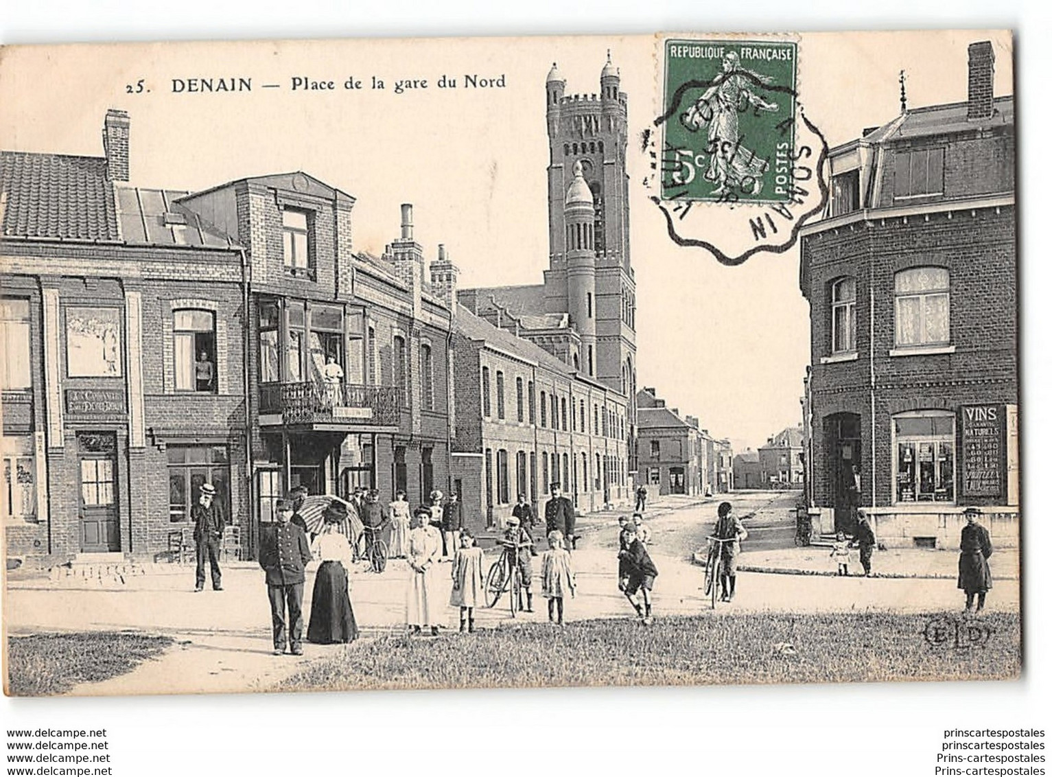 CPA 59 Denain Place De La Gare Du Nord - Denain