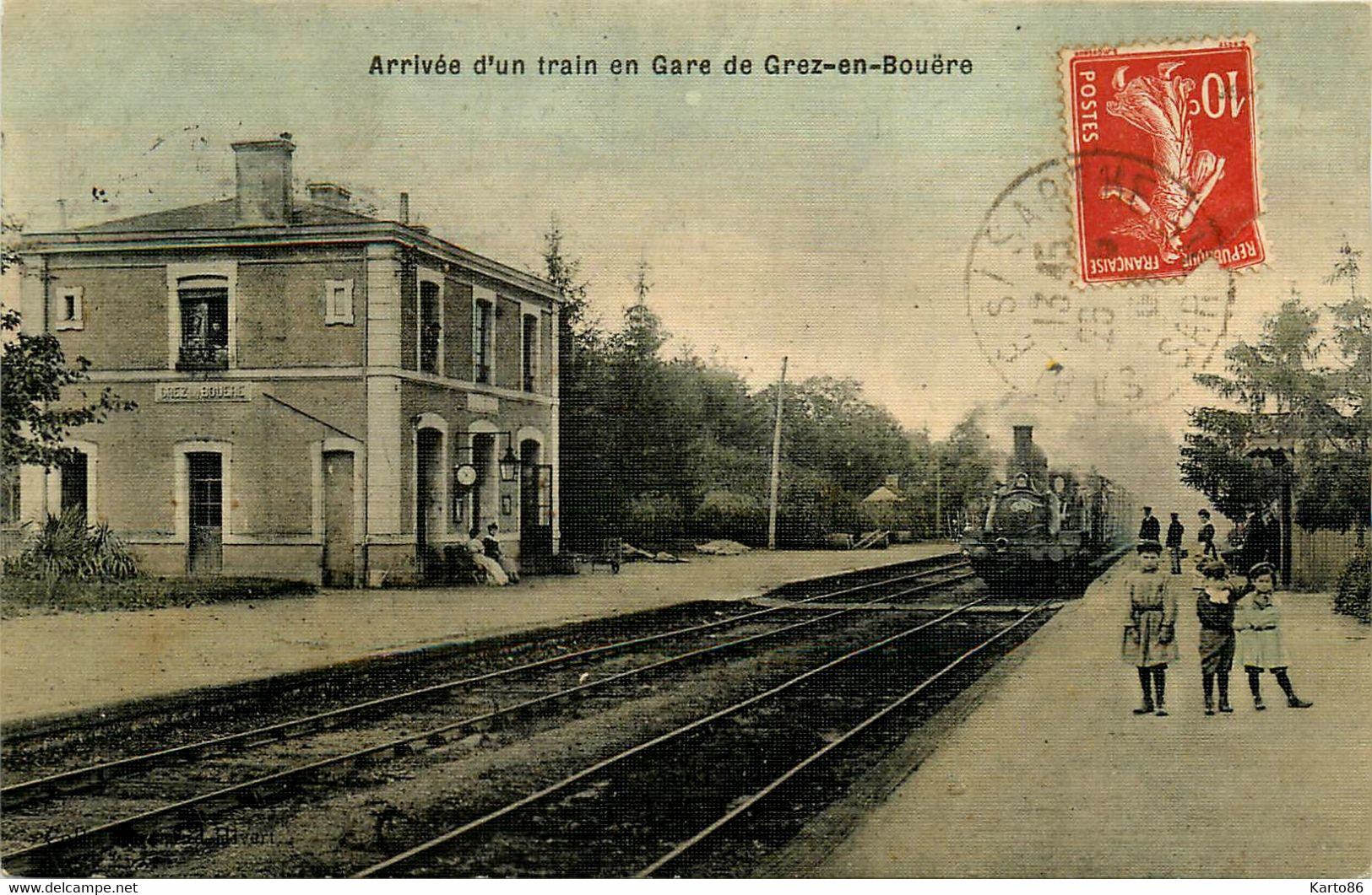 Grez En Bouère * Arrivée D'un Train * Locomotive * Ligne Chemin De Fer De La Mayenne * Cpa Toilée Colorisée - Crez En Bouere