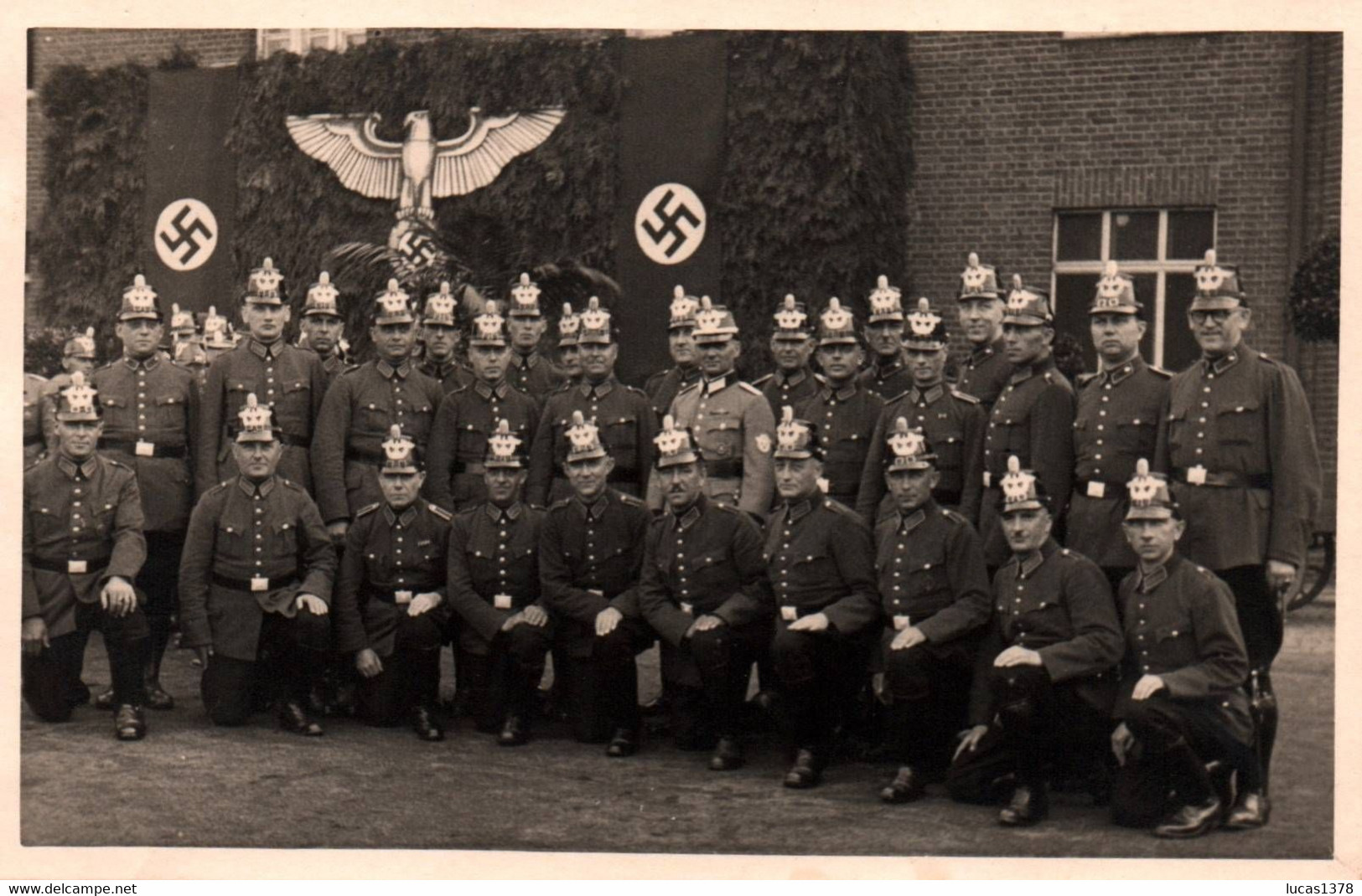 ALLEMAGNE NAZI / MAGNIFIQUE ET TERRIFIANTE CARTE PHOTO OFFICIERS  ALLEMANDS / AIGLE ET CROIX GAMMEE / 16 JUIN 1940 - Weltkrieg 1939-45