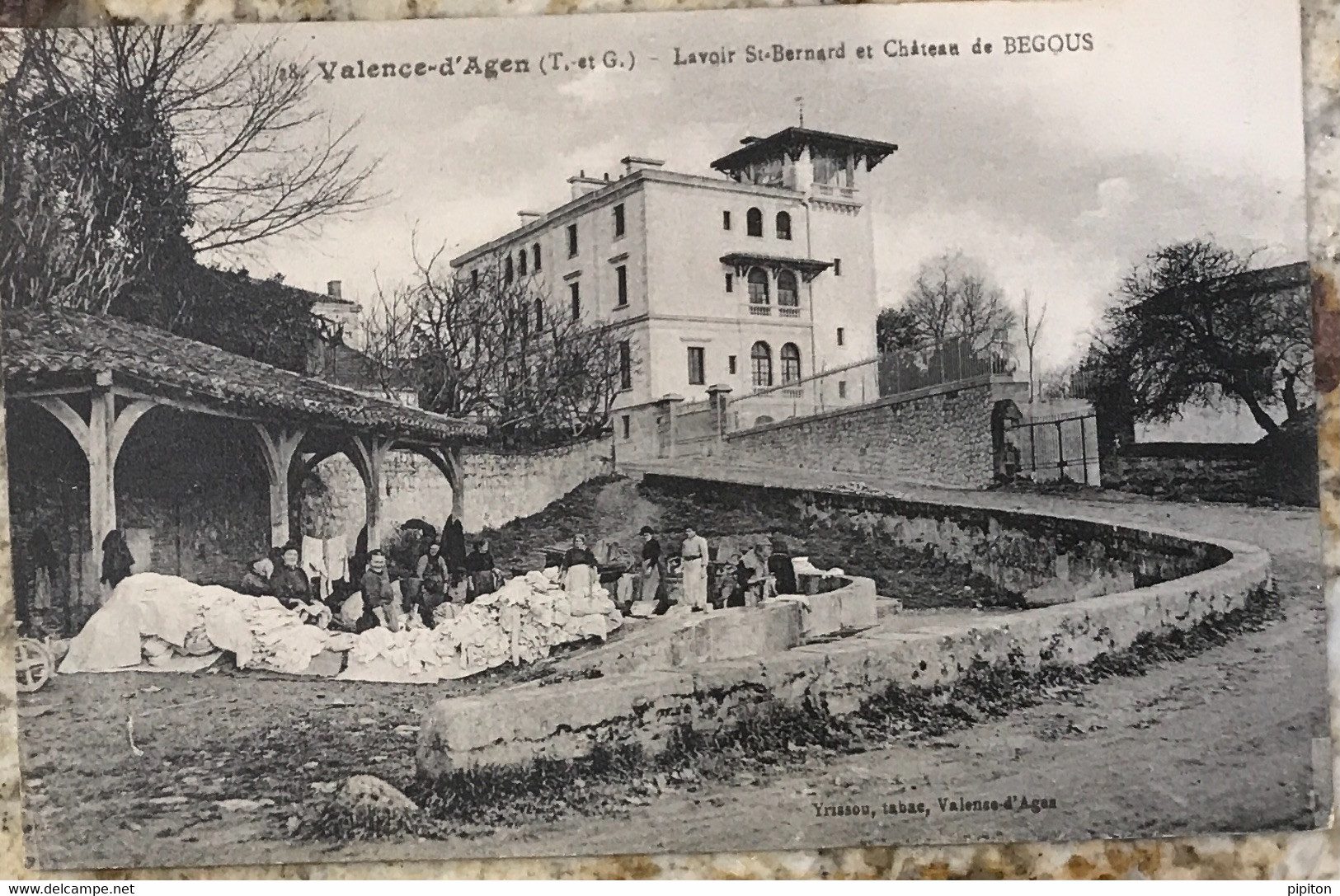 Valence D Agen L'avoir St Bernard Et Château De Begous - Valence