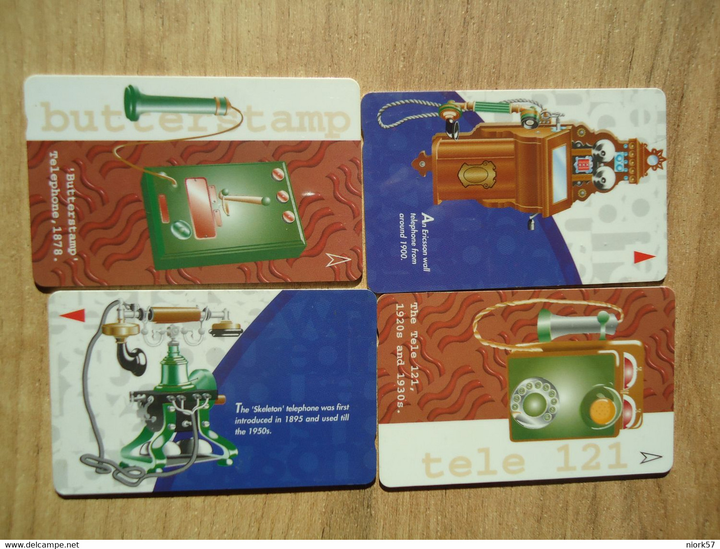 SINGAPORE    USED CARDS SET  4  TELEPHONES - Téléphones