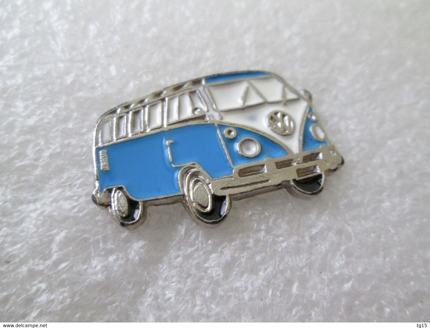 PIN'S   VOLKSWAGEN  COMBI   T 1  BLEU   Email A Froid - Volkswagen