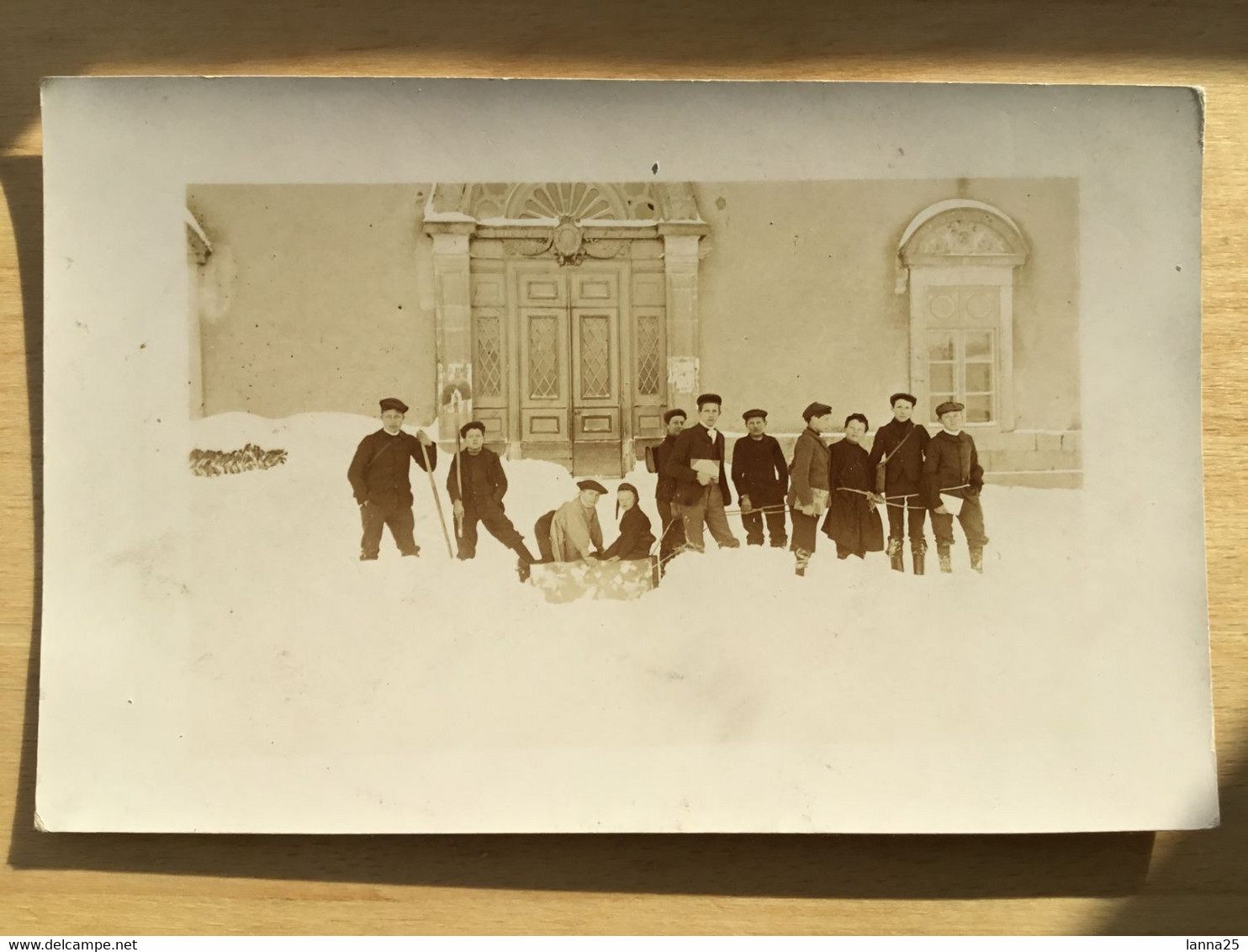 CARTE PHOTO MOUTHE JEUX DE NEIGE DEVANT LA MAIRIE - Mouthe