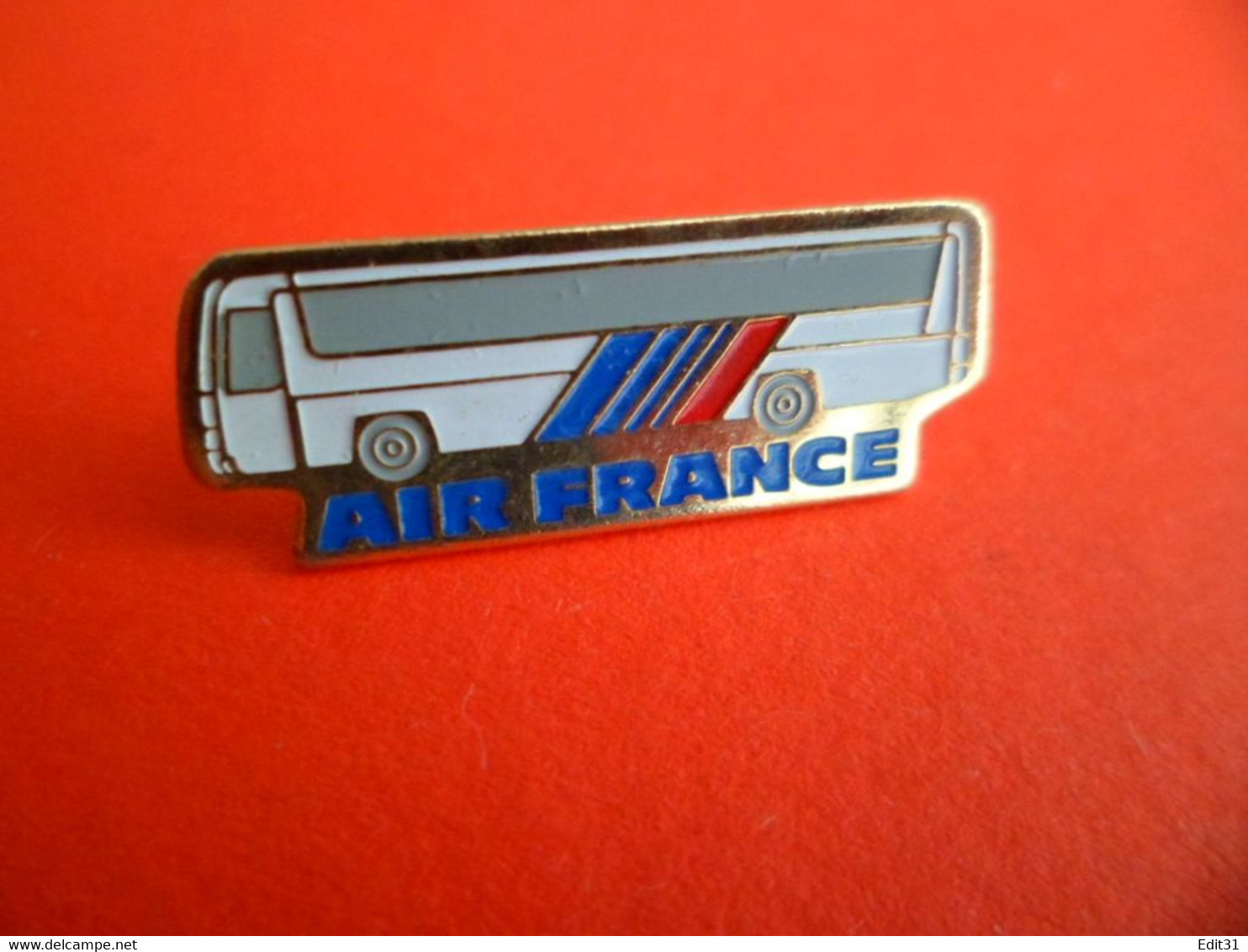 Pins  Avion Aviation  AIR FRANCE - Bus Passager Piste Aeroport - Signé Prodimport - Avions
