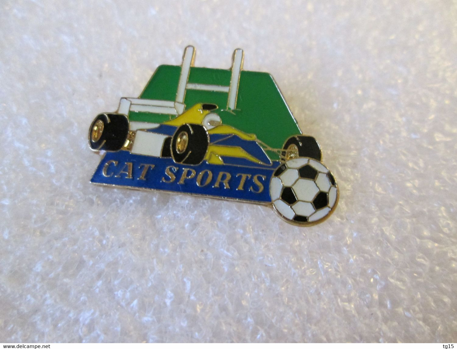 PIN'S    CAT  SPORTS - F1