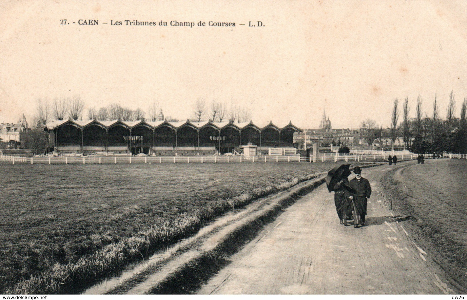 Hippisme - Caen, Tribunes Du Champ De Courses - Carte L.D. N° 27 Non Circulée - Hippisme