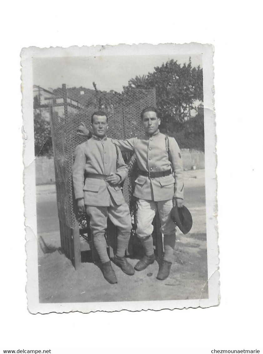 143 E REGIMENT - PHOTO MILITAIRE - Guerra, Militari