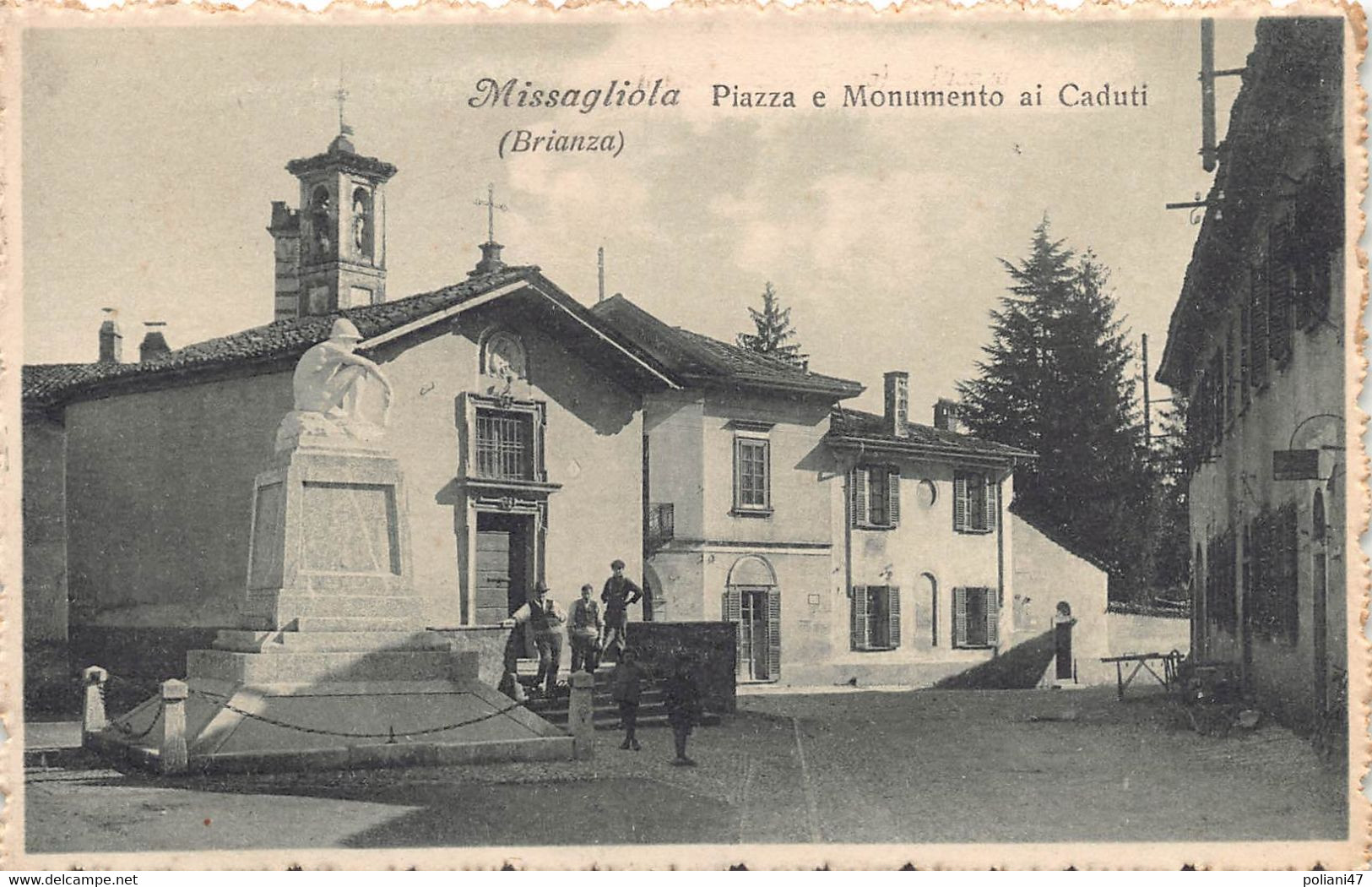 00313 "(LE)  MISSAGLIOLA (BRIANZA) - PIAZZA E MONUMENTO AI CADUTI" ANIMATA. CART  SPED 1936 - Lecco