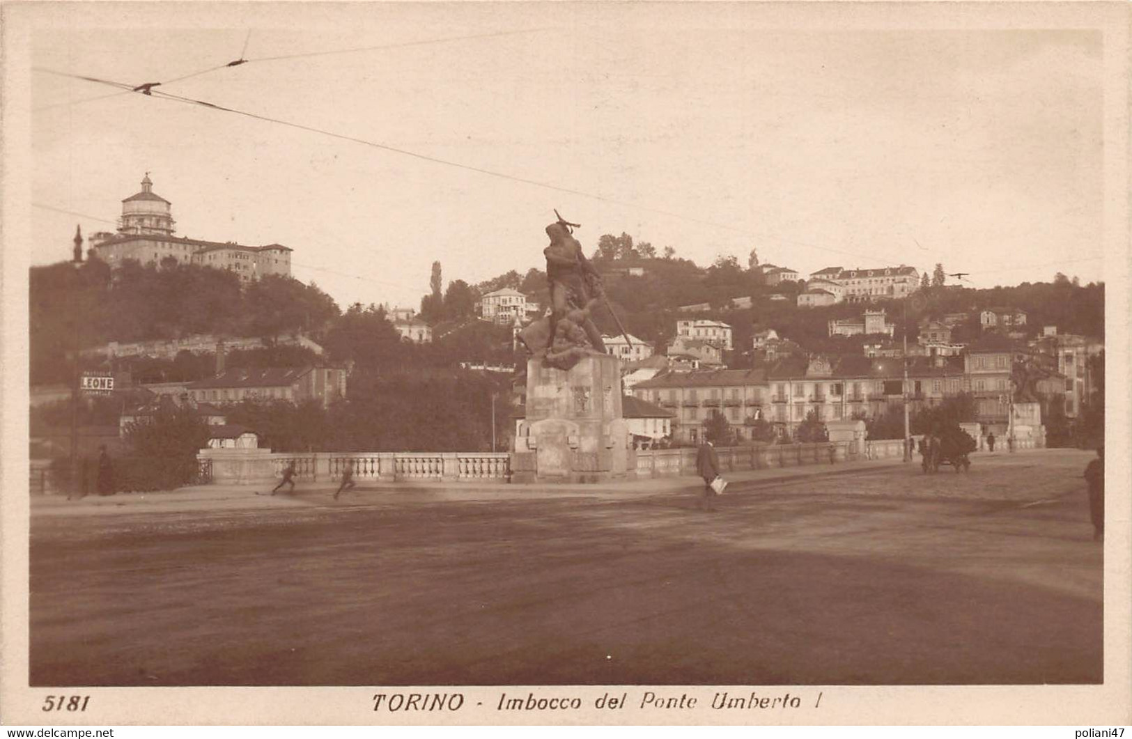 00327 "TORINO - IMBOCCO DEL PONTE UMBERTO I" ANIMATA, VERA FOTO. CART NON SPED - Stadi & Strutture Sportive