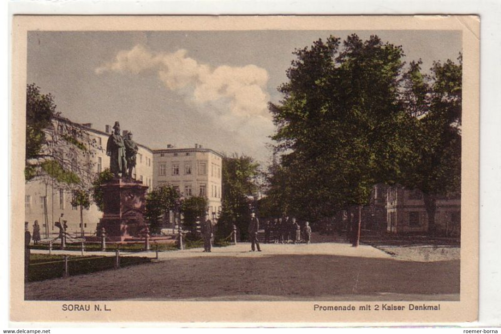 53012 Ak Sorau N.L. Promenade Mit 2 Kaiser Denkmal Um 1915 - Ohne Zuordnung