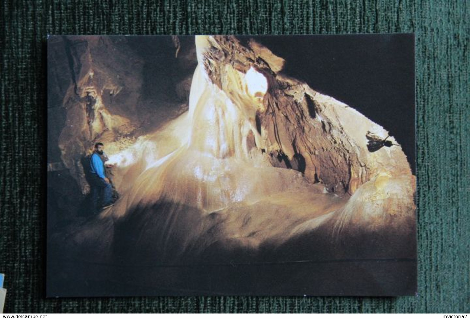 Grottes De LACAVE : La Cascade Laiteuse. - Lacave