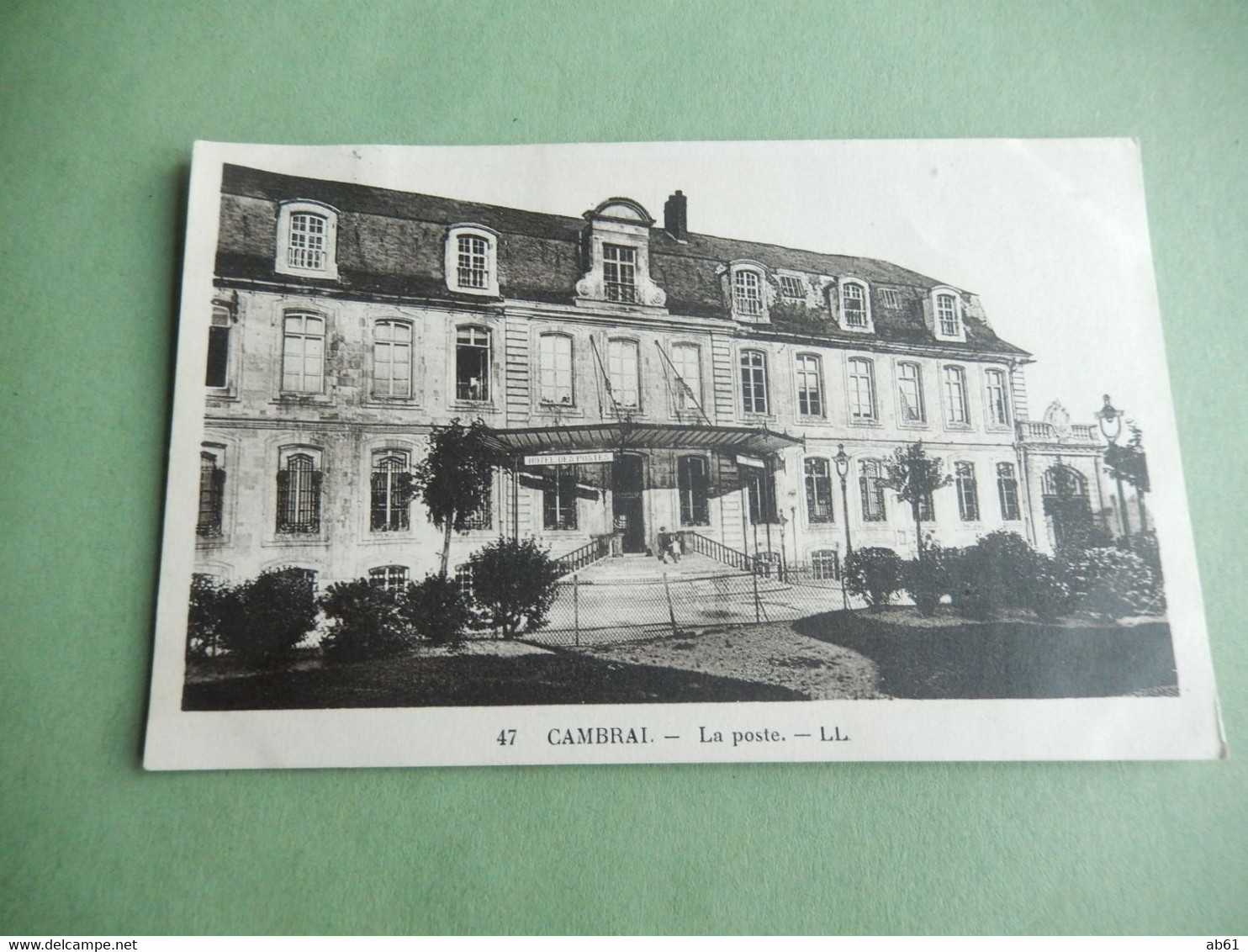 Dept 59 Cambrai La Poste  L.L 47 ( écrite + Timbre  ) Edit Neurdein - Cambrai