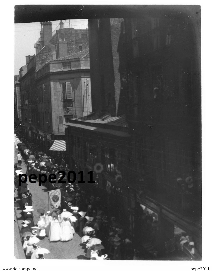 9 Négatifs Photo Plaque de Verre CLERMONT FERRAND en 1900  Rues animées, Procession, Militaires, Soldats  (Cf SCANS)