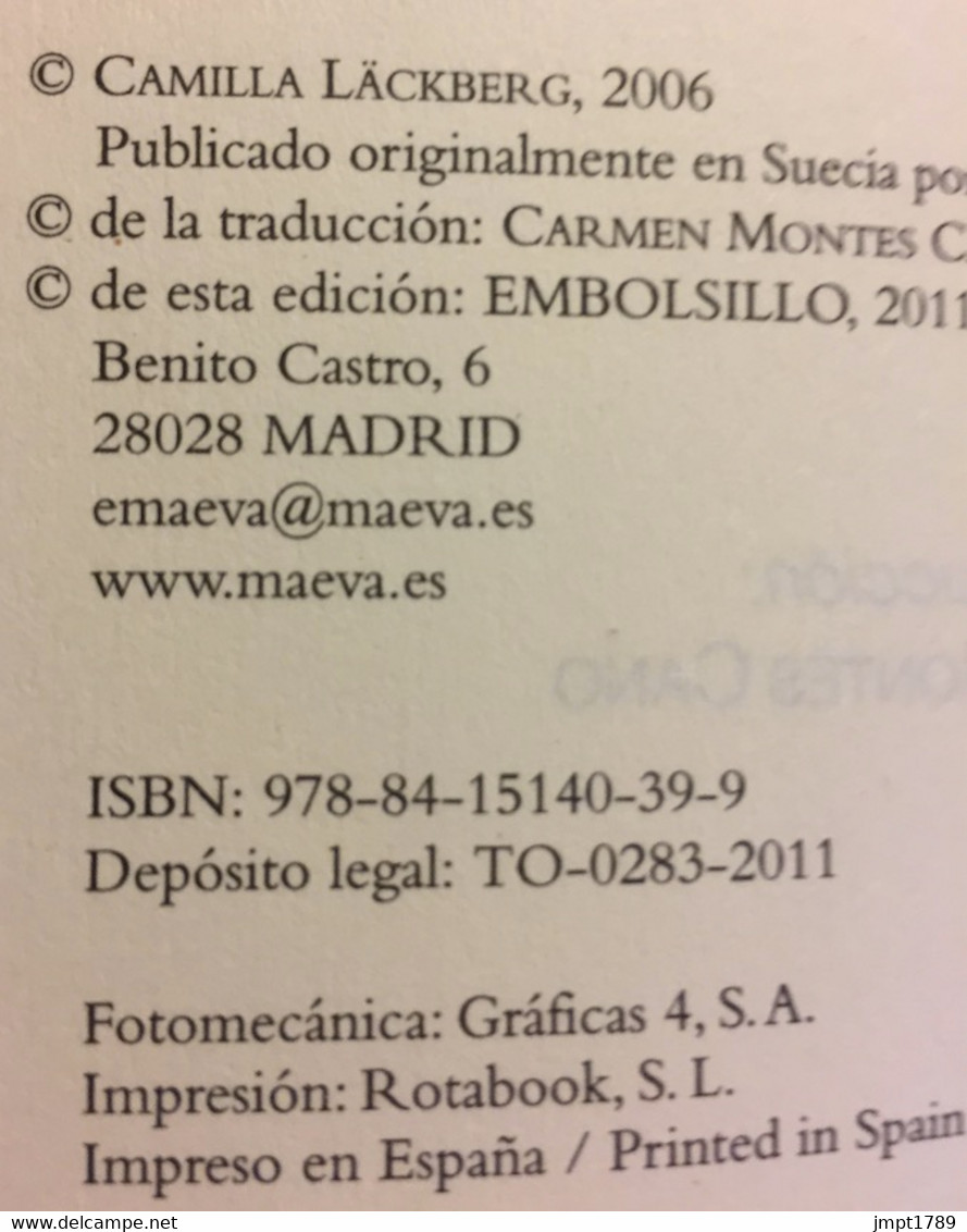 Crimen En Directo. Camilla Läckberg. Ed. Maeva-Embolsillo, 2011. (en Español). - Azione, Avventura